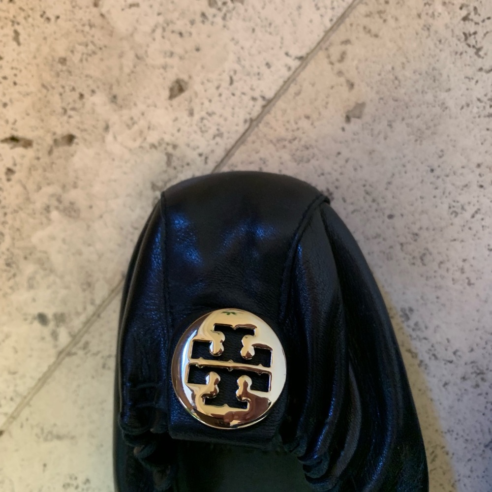 Tory Burch - Black Leather Flats - Picture 4 of 5